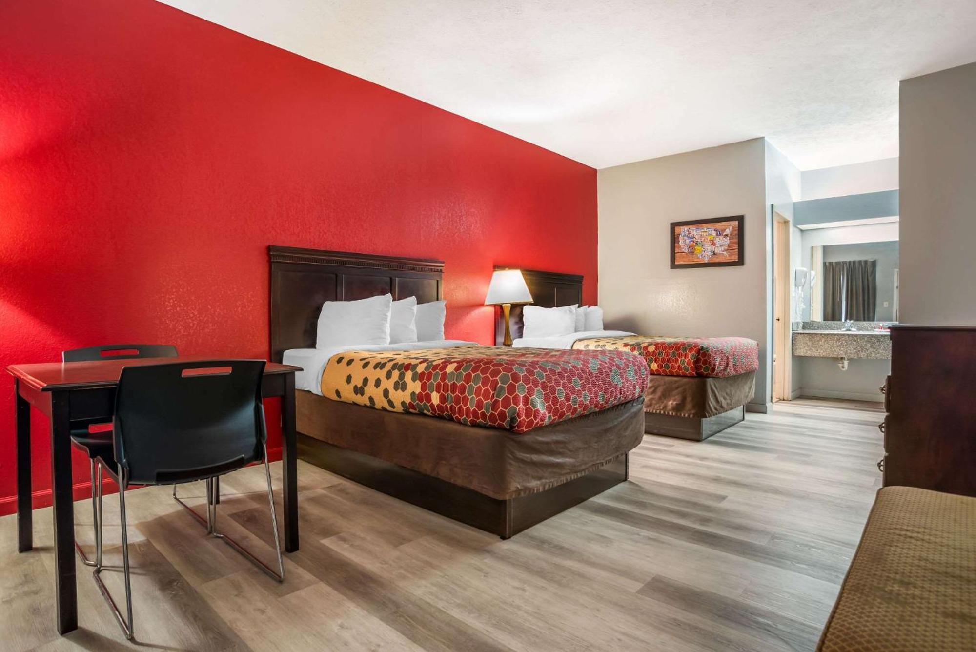 Econo Lodge Inn & Suites Philadelphia Exterior photo