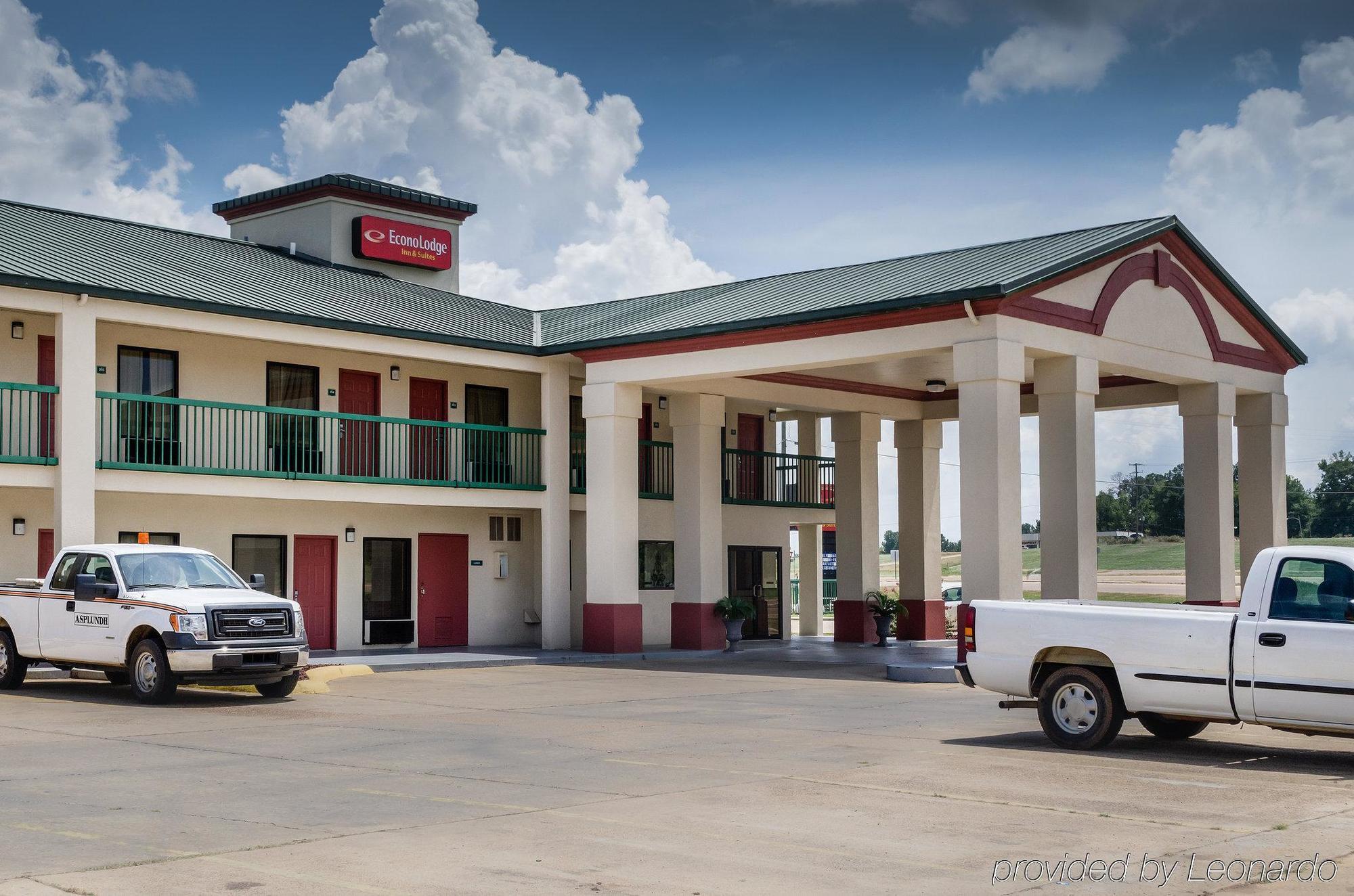 Econo Lodge Inn & Suites Philadelphia Exterior photo